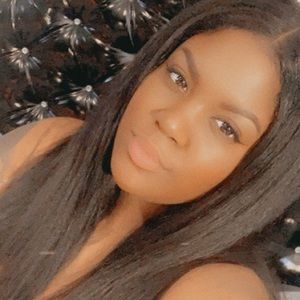 Meet your Posher, Monet